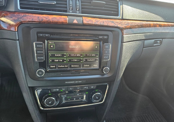 Skoda Superb cena 27900 przebieg: 301871, rok produkcji 2010 z Starogard Gdański małe 466